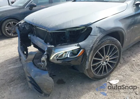 2018 Mercedes-Benz Glc 300 z USA, uszkodzony, nr VIN WDC0G4JBXJV074561